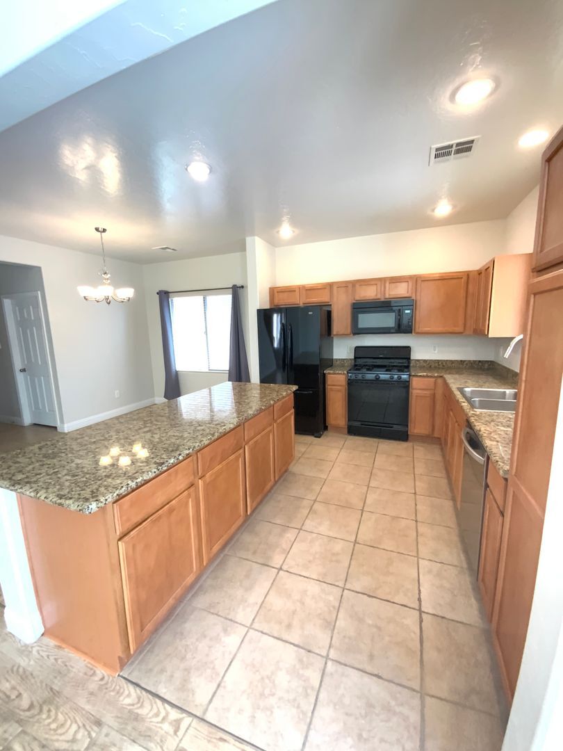 4457 Galapagos Ave - North Las Vegas - Nevada - 3 bed, 2.5 bath rental property