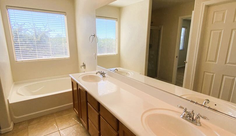 4457 Galapagos Ave - North Las Vegas - Nevada - 3 bed, 2.5 bath rental property