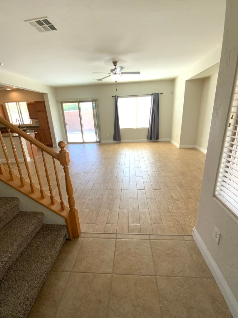 4457 Galapagos Ave - North Las Vegas - Nevada - 3 bed, 2.5 bath rental property