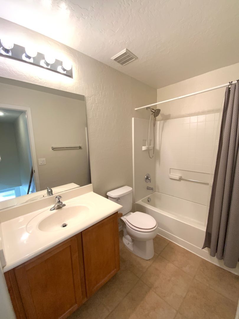 4457 Galapagos Ave - North Las Vegas - Nevada - 3 bed, 2.5 bath rental property