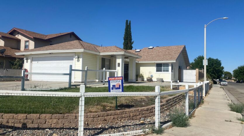 44961 16th St. East - Lancaster - California - 3 bed, 2 bath rental property