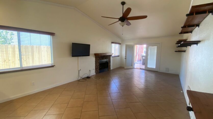44961 16th St. East - Lancaster - California - 3 bed, 2 bath rental property