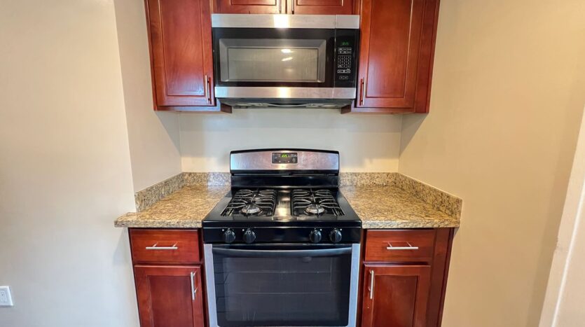 454-456 Alcatraz - Oakland - California - 1 bed, 1 bath rental property