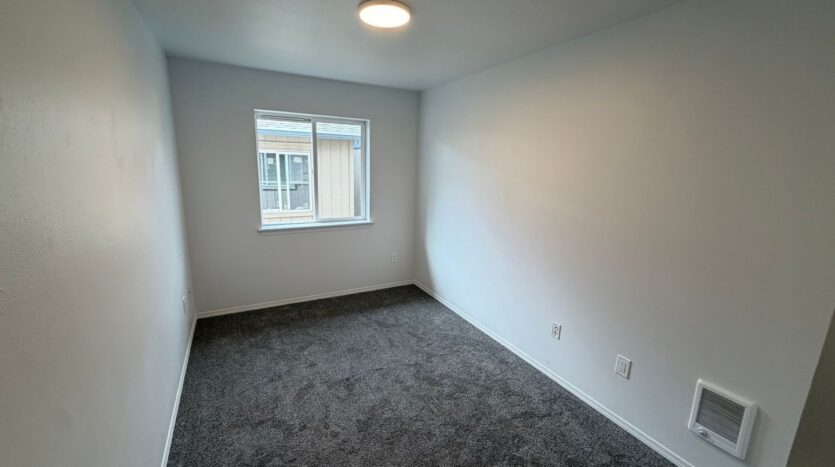 4560 S Puget Sound Ave - Tacoma - Washington - 3 bed, 2 bath rental property