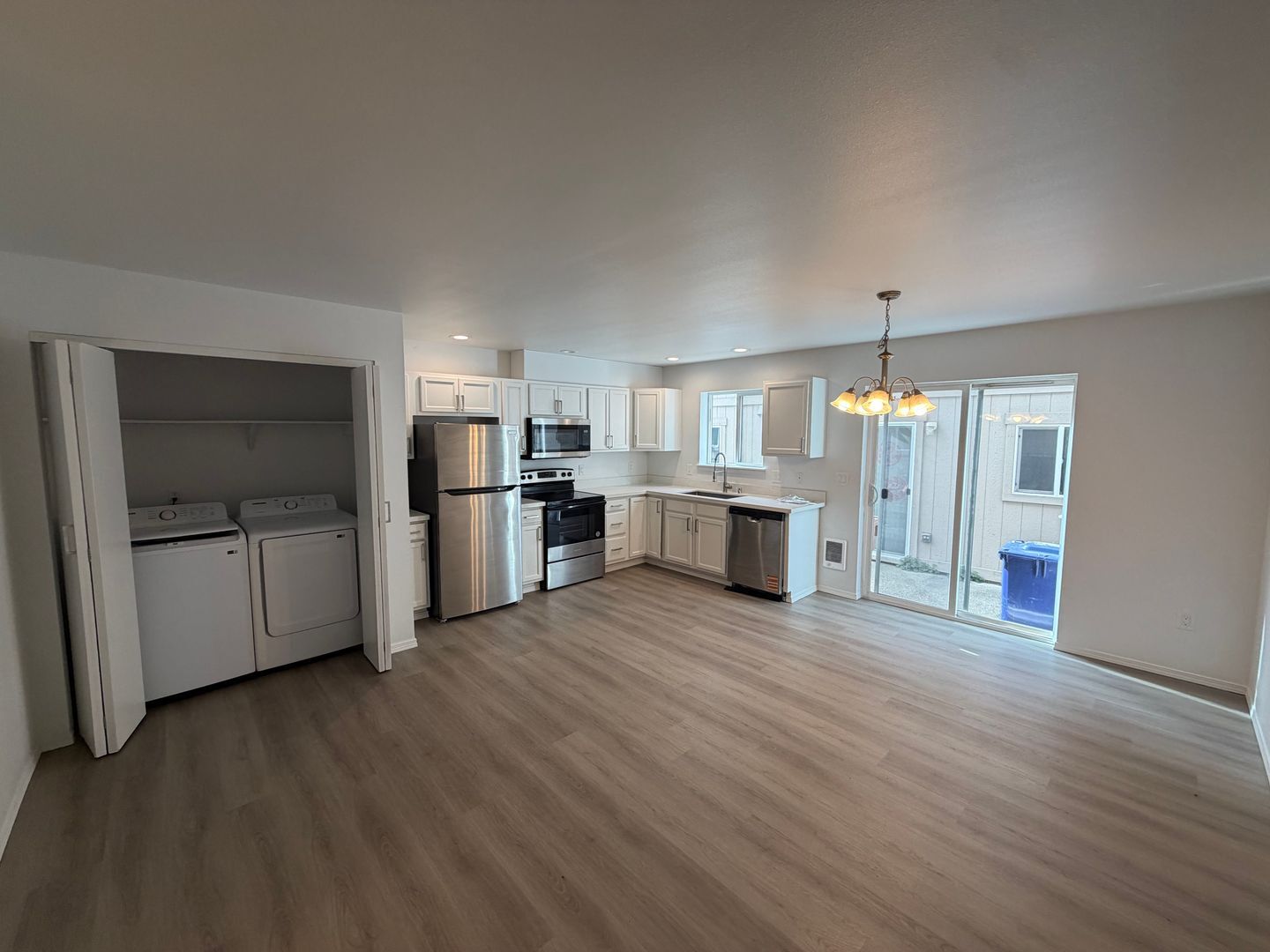 4560 S Puget Sound Ave - Tacoma - Washington - 3 bed, 2 bath rental property