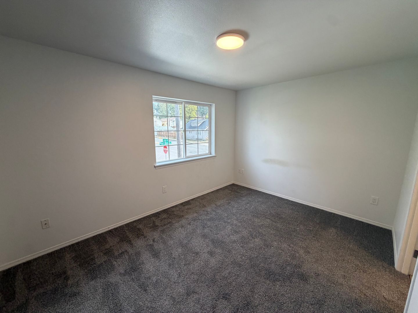 4560 S Puget Sound Ave - Tacoma - Washington - 3 bed, 2 bath rental property