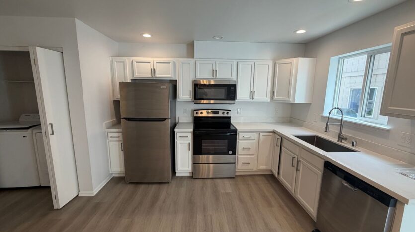 4560 S Puget Sound Ave - Tacoma - Washington - 3 bed, 2 bath rental property
