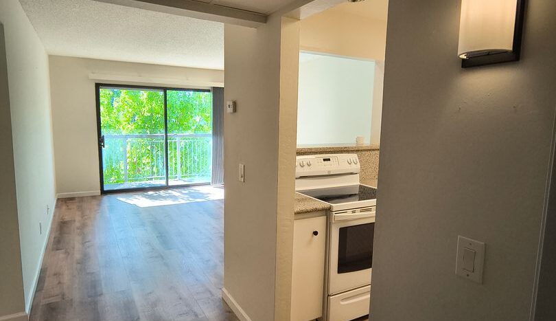 460 N Civic Drive Unit 504 - Walnut Creek - California - 1 bed, 1 bath rental property