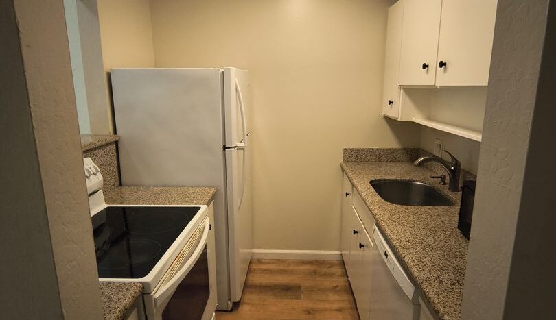 460 N Civic Drive Unit 504 - Walnut Creek - California - 1 bed, 1 bath rental property