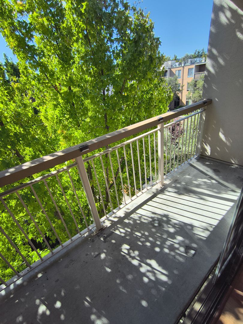 460 N Civic Drive Unit 504 - Walnut Creek - California - 1 bed, 1 bath rental property