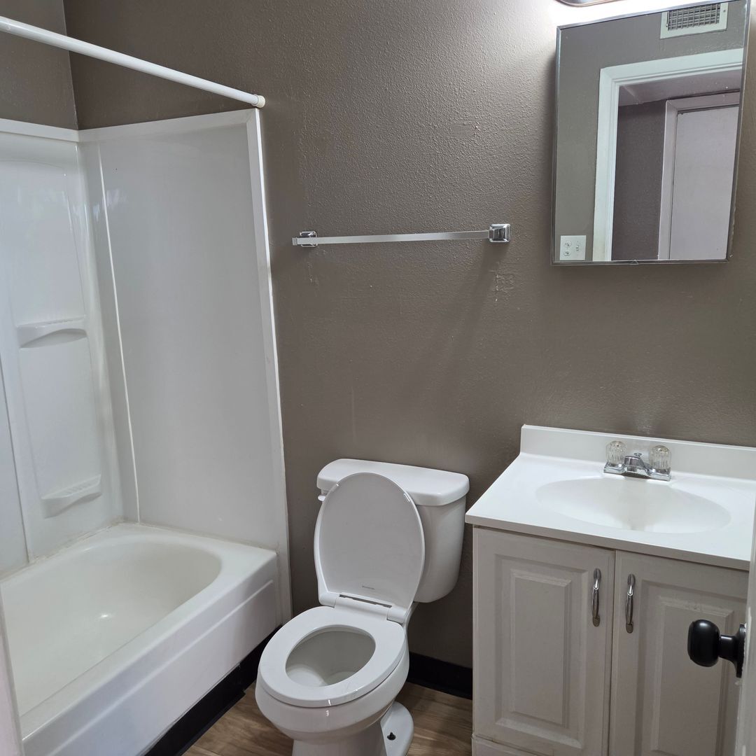 4601 Carlisle Blvd NE #A14 - Albuquerque - New Mexico - 3 bed, 2 bath rental property