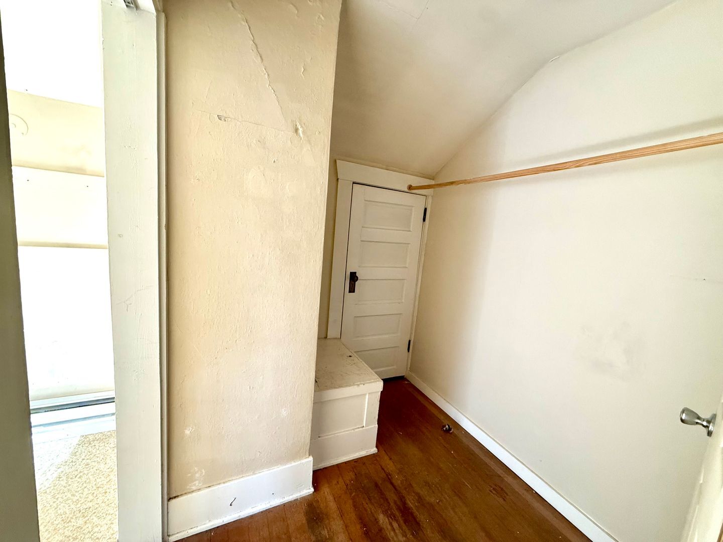 4747 19th Ave NE - Seattle - Washington - 18 bed, 6.5 bath rental property