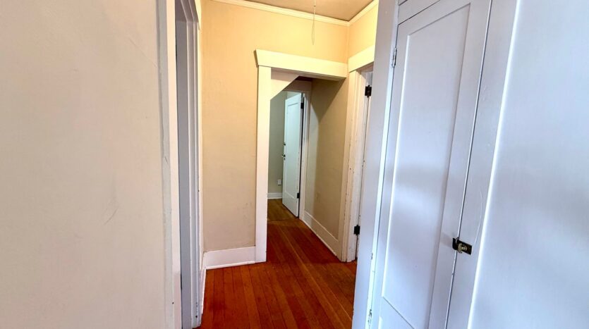 4747 19th Ave NE - Seattle - Washington - 18 bed, 6.5 bath rental property