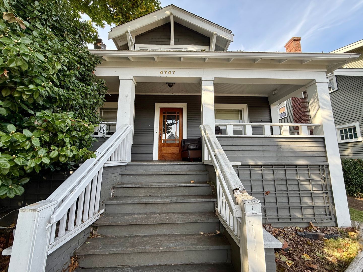 4747 19th Ave NE - Seattle - Washington - 18 bed, 6.5 bath rental property