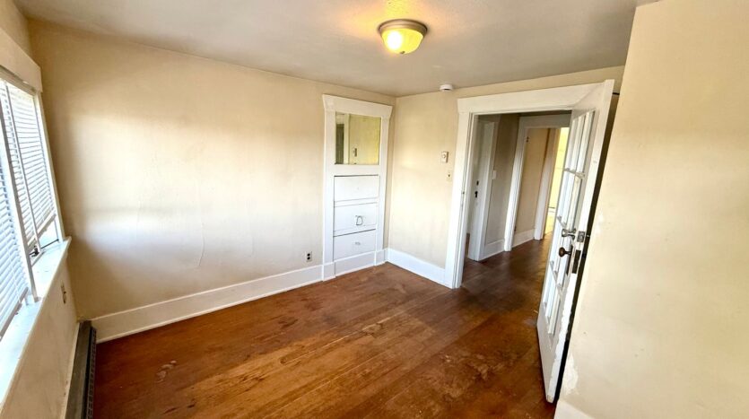 4747 19th Ave NE - Seattle - Washington - 18 bed, 6.5 bath rental property