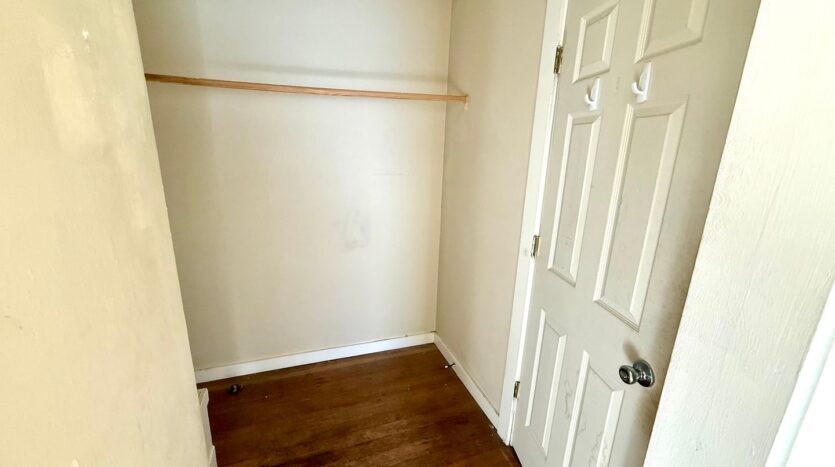 4747 19th Ave NE - Seattle - Washington - 18 bed, 6.5 bath rental property