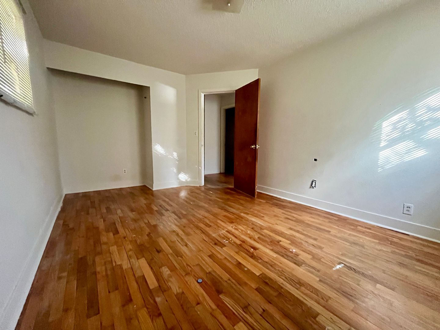 4901 Sheridan Dr - Vancouver - Washington - 3 bed, 1.5 bath rental property