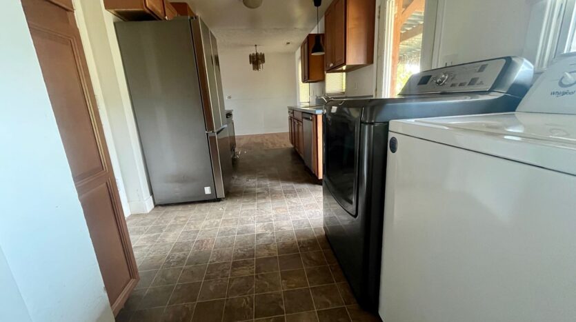 4901 Sheridan Dr - Vancouver - Washington - 3 bed, 1.5 bath rental property