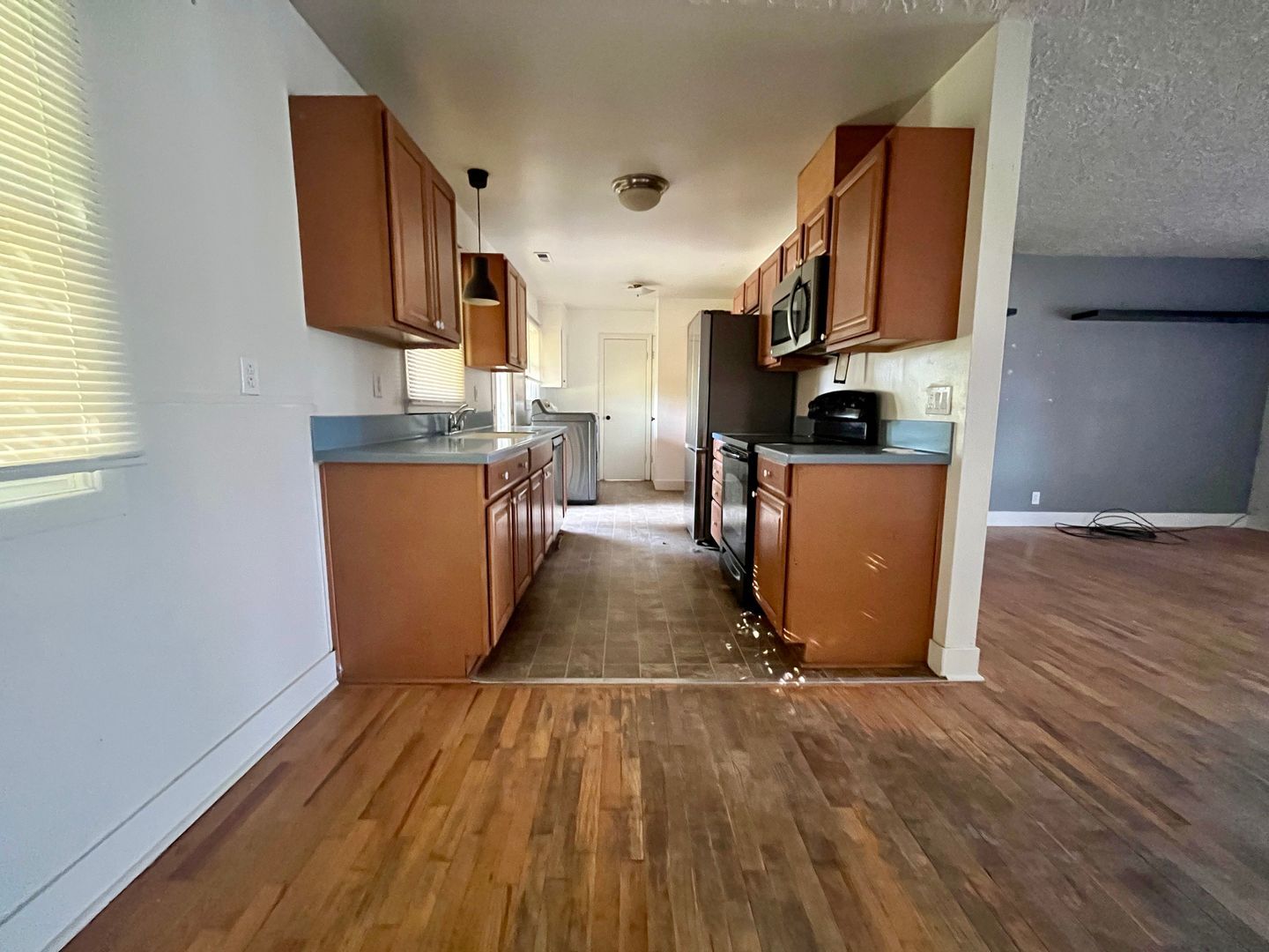 4901 Sheridan Dr - Vancouver - Washington - 3 bed, 1.5 bath rental property