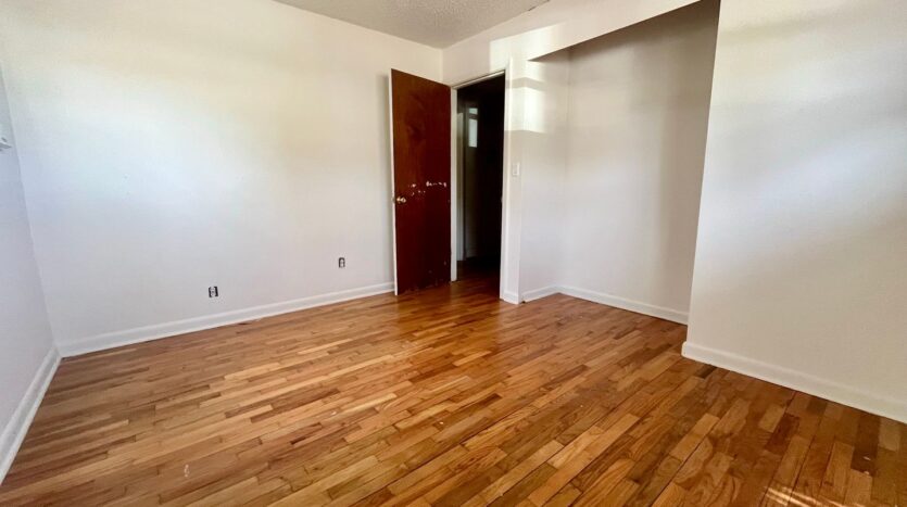 4901 Sheridan Dr - Vancouver - Washington - 3 bed, 1.5 bath rental property