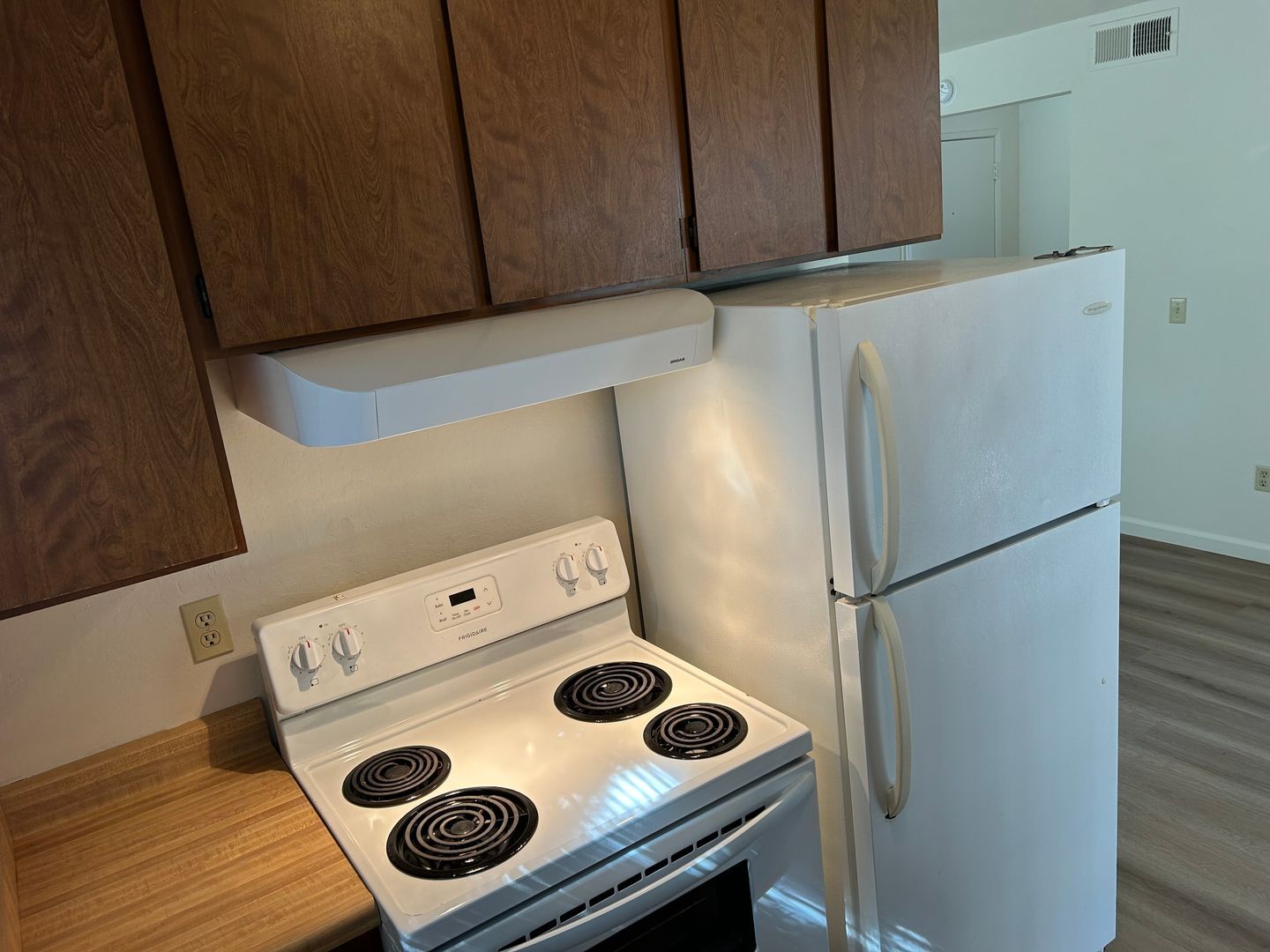 4960 School Street Unit A - Santa Rosa - California - 2 bed, 1 bath rental property