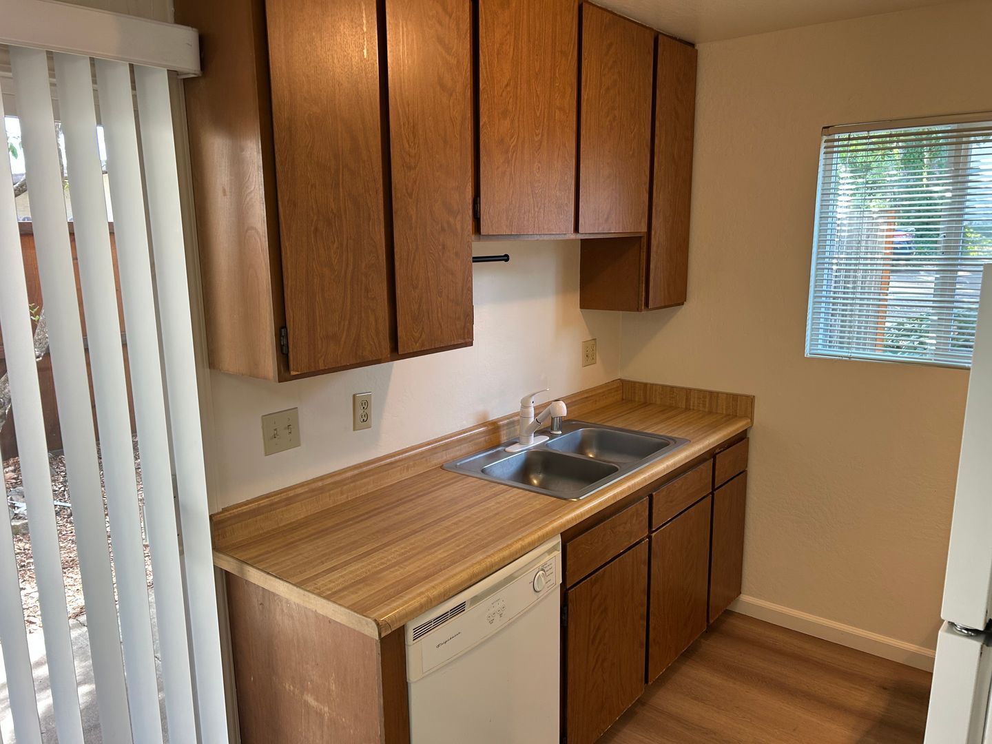 4960 School Street Unit A - Santa Rosa - California - 2 bed, 1 bath rental property