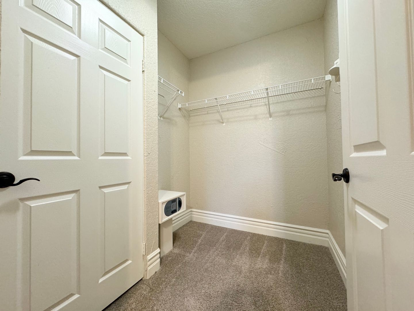 50760 Santa Rosa Plaza Unit 3 - La Quinta - California - 1 bed, 1 bath rental property