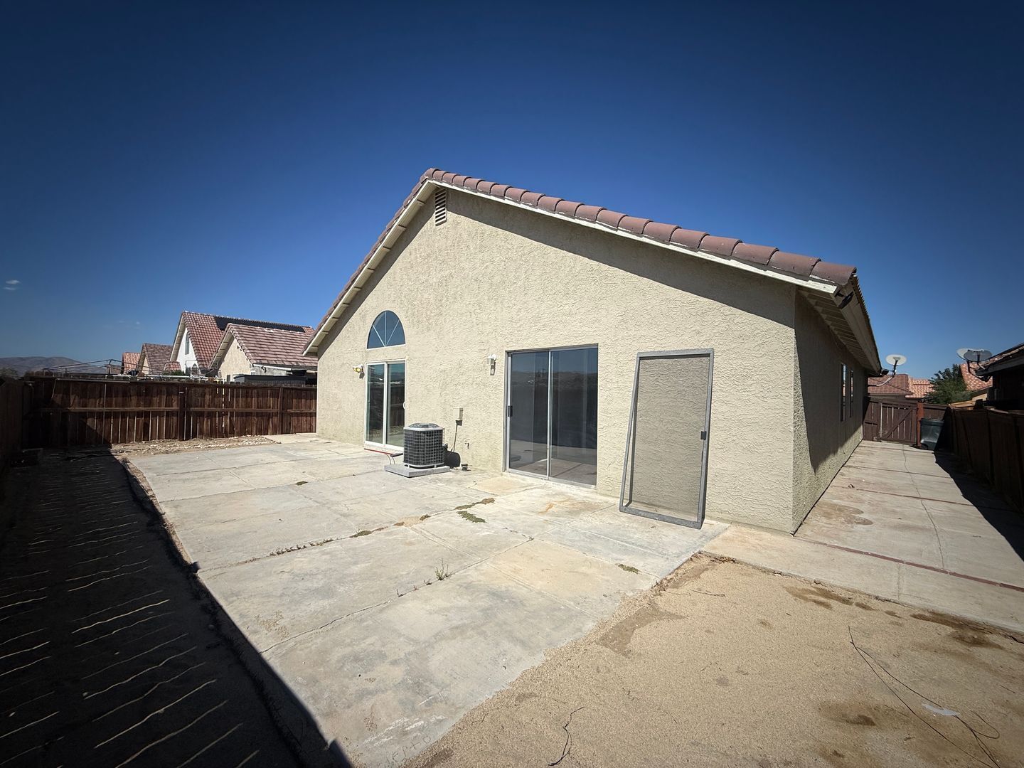 5114 Sunburst Dr. - Palmdale - California - 3 bed, 2 bath rental property
