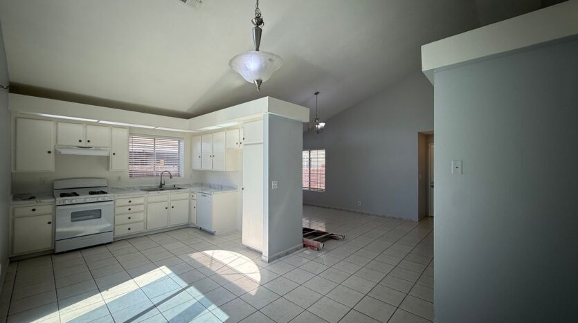 5114 Sunburst Dr. - Palmdale - California - 3 bed, 2 bath rental property