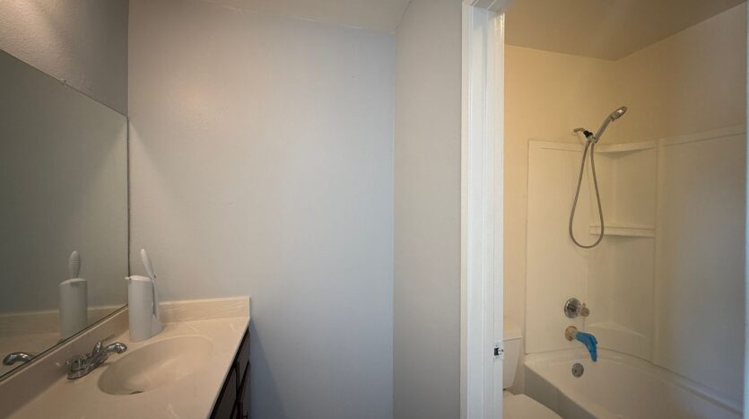 5114 Sunburst Dr. - Palmdale - California - 3 bed, 2 bath rental property