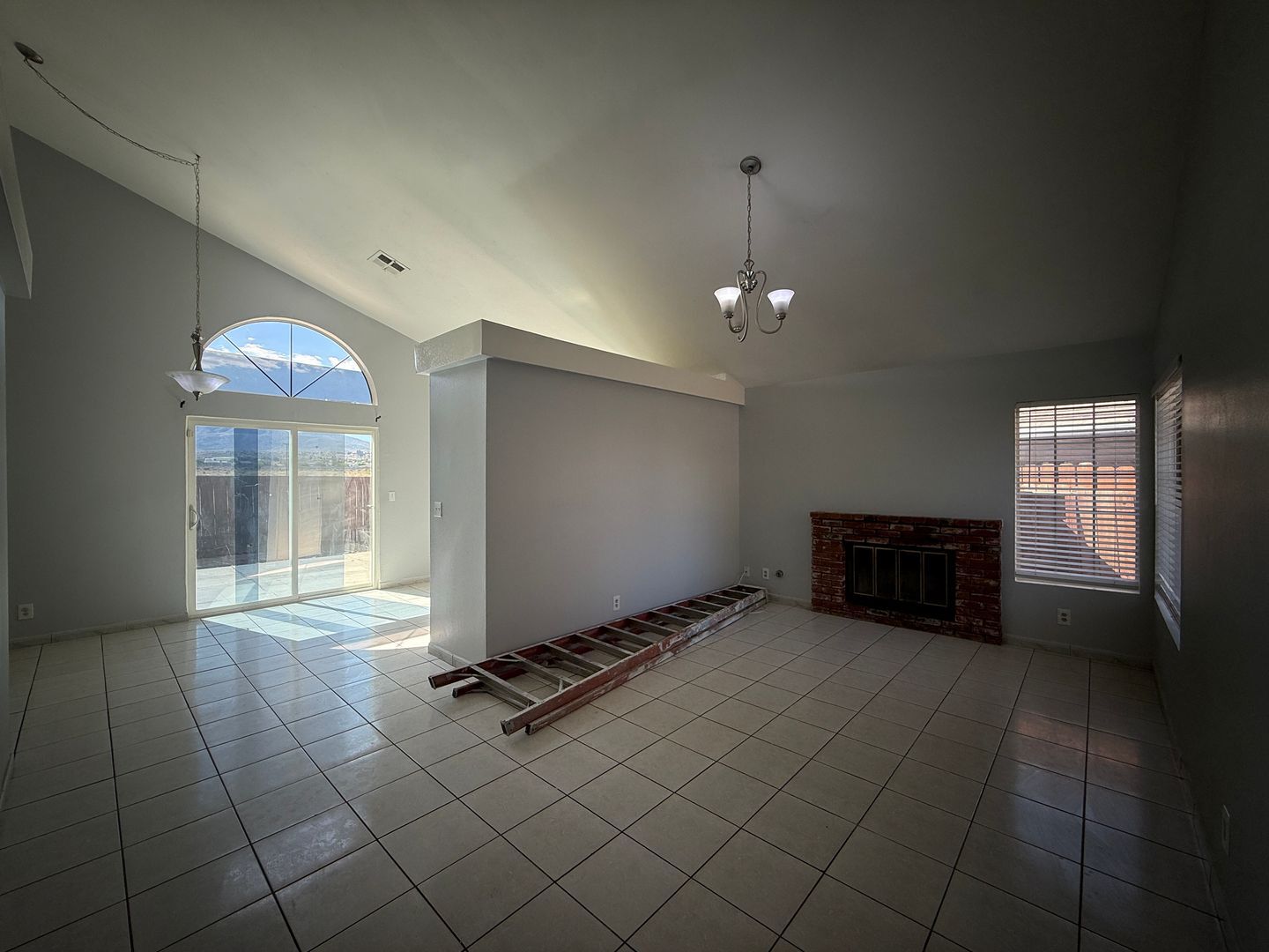 5114 Sunburst Dr. - Palmdale - California - 3 bed, 2 bath rental property