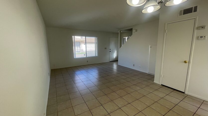 540 E. Lancaster Blvd - Unit B - Lancaster - California - 2 bed, 1.5 bath rental property