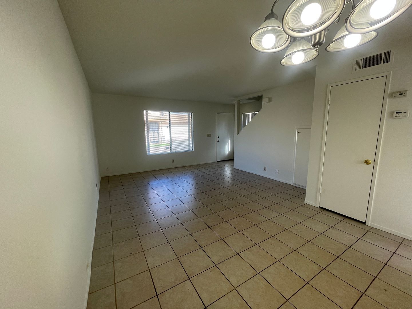 540 E. Lancaster Blvd - Unit B - Lancaster - California - 2 bed, 1.5 bath rental property