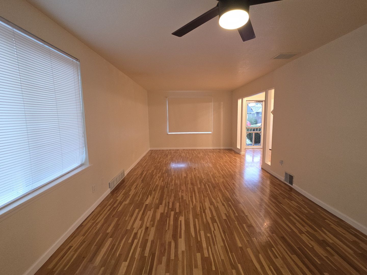 5413 S J St - Tacoma - Washington - 3 bed, 1.5 bath rental property