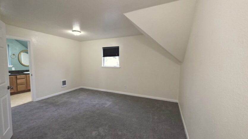 5413 S J St - Tacoma - Washington - 3 bed, 1.5 bath rental property