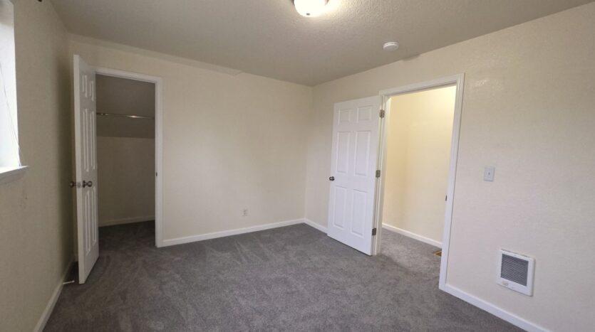 5413 S J St - Tacoma - Washington - 3 bed, 1.5 bath rental property