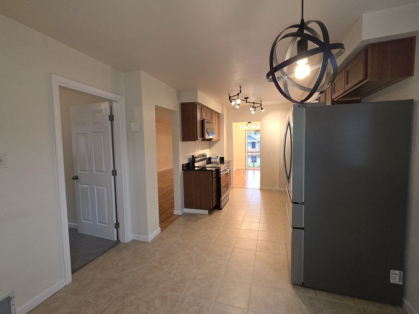 5413 S J St - Tacoma - Washington - 3 bed, 1.5 bath rental property
