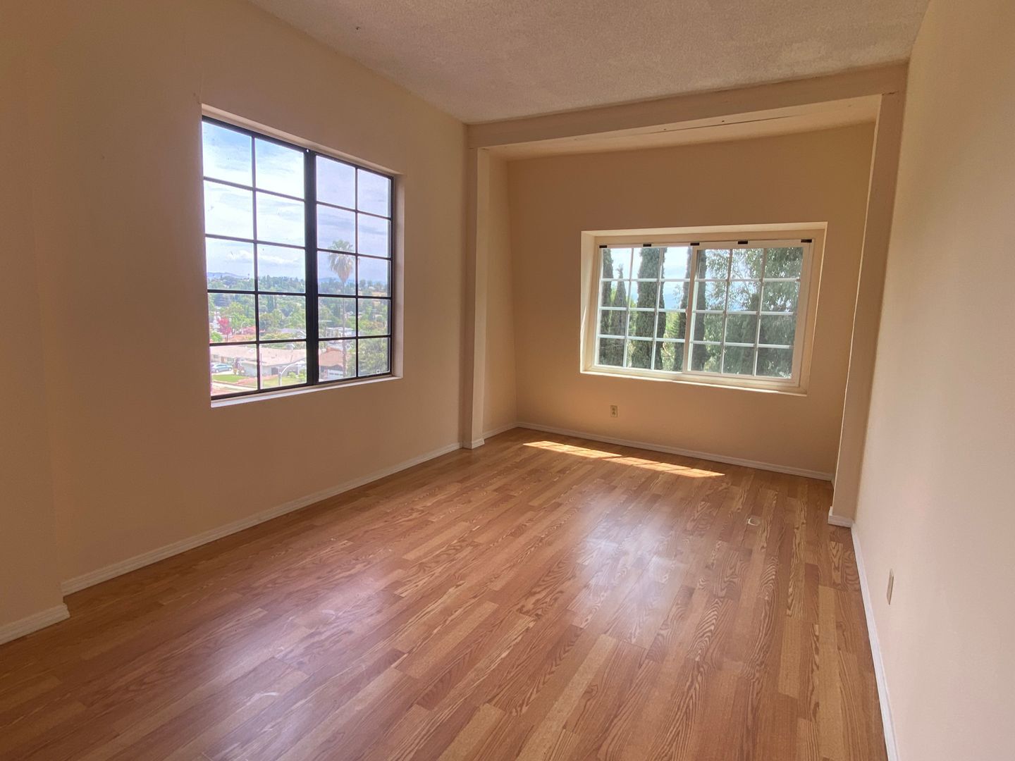 6709 Corie Ln - California - 4 bed, 3.5 bath rental property