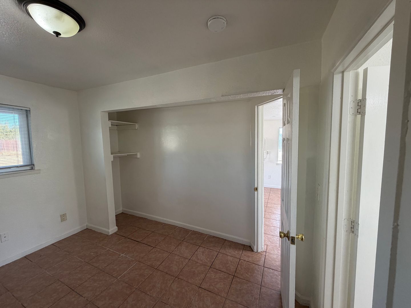5801 Wallace Ave  - Sacramento - California - 1 bed, 1 bath rental property