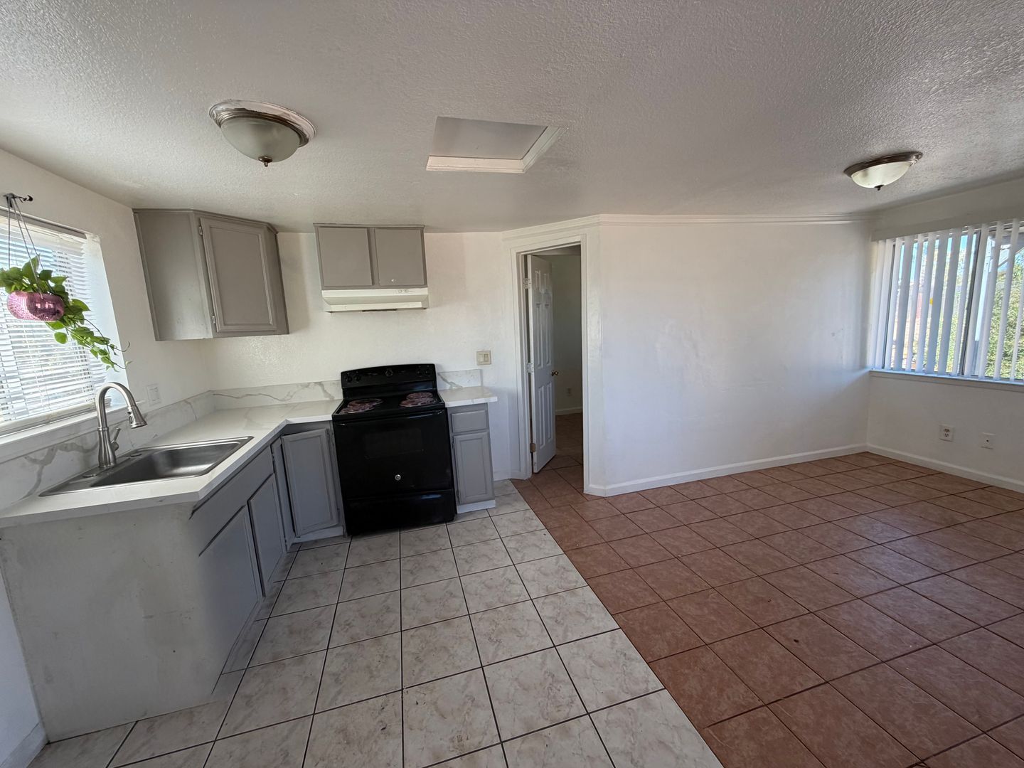 5801 Wallace Ave  - Sacramento - California - 1 bed, 1 bath rental property