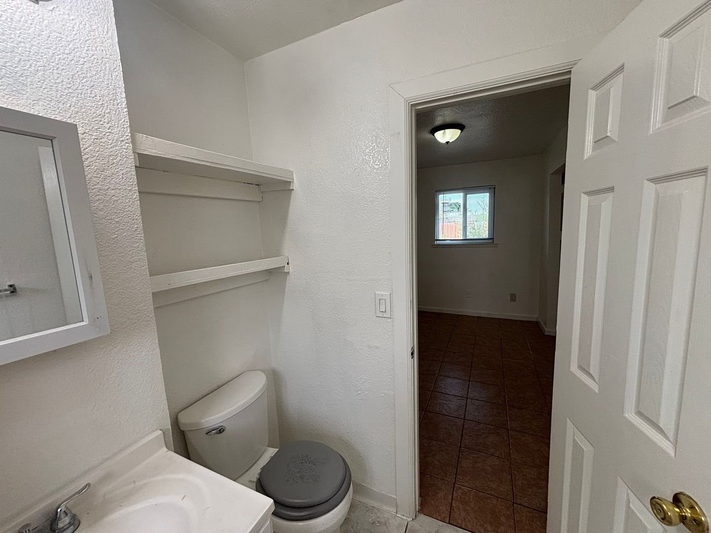 5801 Wallace Ave  - Sacramento - California - 1 bed, 1 bath rental property