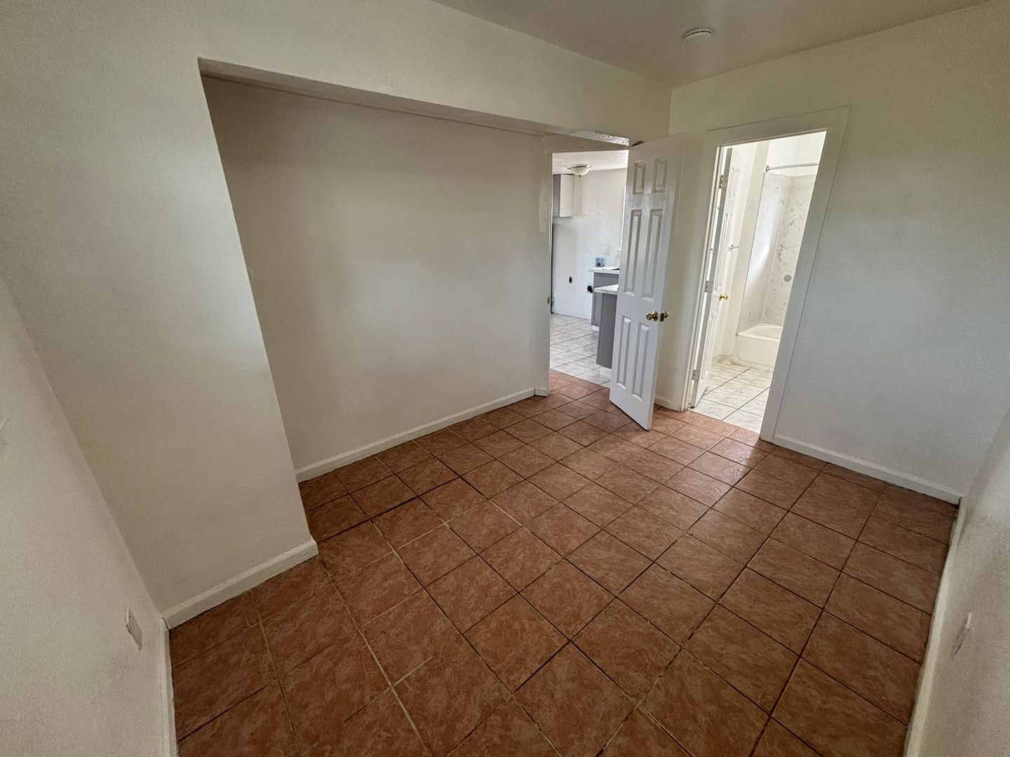5801 Wallace Ave  - Sacramento - California - 1 bed, 1 bath rental property