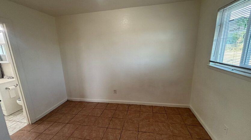 5801 Wallace Ave  - Sacramento - California - 1 bed, 1 bath rental property