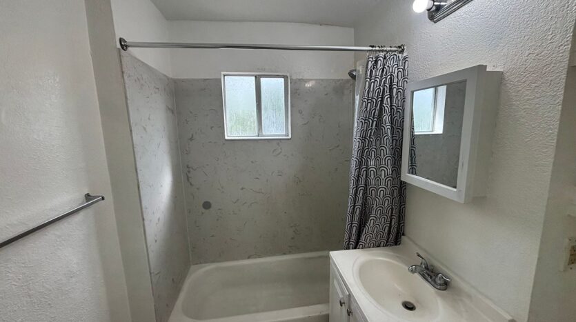 5801 Wallace Ave  - Sacramento - California - 1 bed, 1 bath rental property