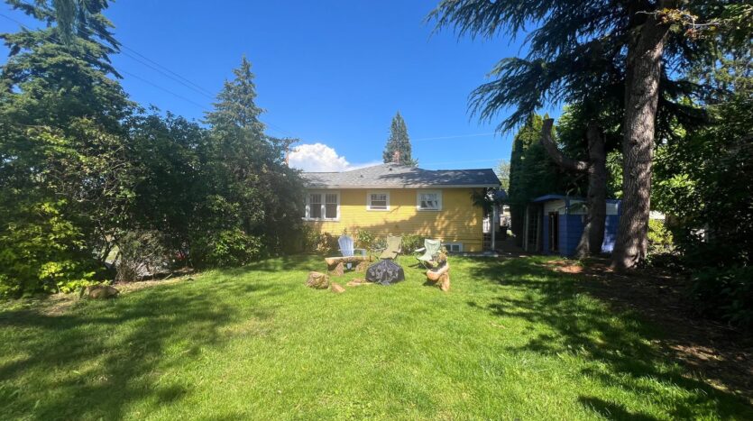 606 Gladstone Street - Bellingham - Washington - 4 bed, 2 bath rental property