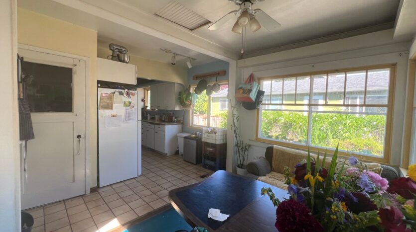 606 Gladstone Street - Bellingham - Washington - 4 bed, 2 bath rental property