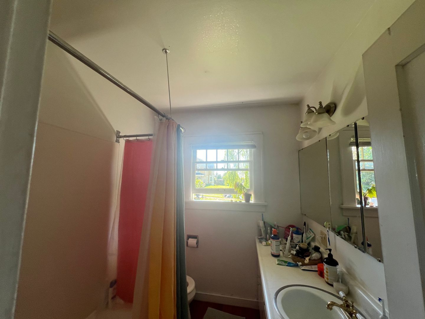 606 Gladstone Street - Bellingham - Washington - 4 bed, 2 bath rental property