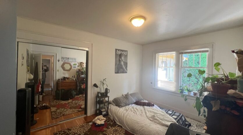 606 Gladstone Street - Bellingham - Washington - 4 bed, 2 bath rental property
