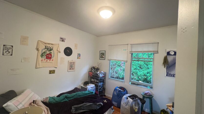 606 Gladstone Street - Bellingham - Washington - 4 bed, 2 bath rental property