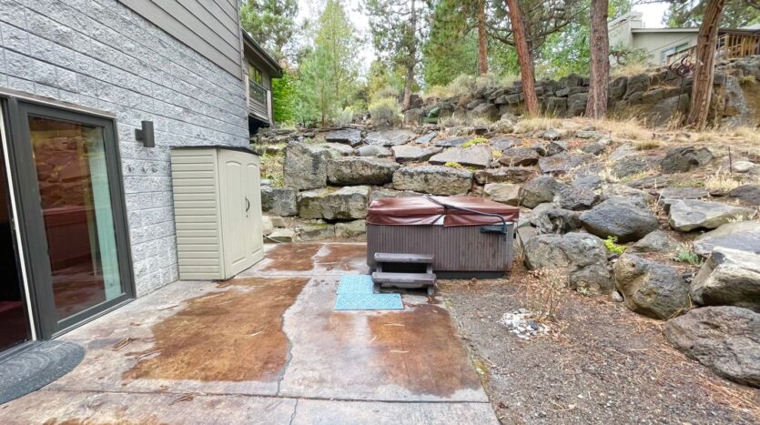 630 NW Silver Buckle Rd - Bend - Oregon - 4 bed, 3.5 bath rental property